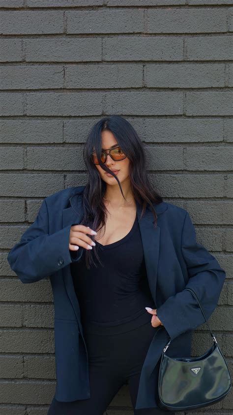 Katherine LaPrell 🌹 | Stopped to put my glasses on 😎 | Instagram