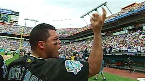 Top moments from 2003 World Series champion Marlins | 05/18/2020 ...