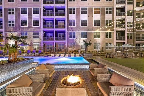 Gallery - Jewel on Landmark