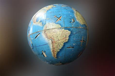 Old Earth Globe 的图像结果