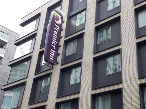 PREMIER INN LONDON CITY (ALDGATE) HOTEL - Hotel Reviews, Photos, Rate ...