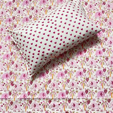 Buy Handloom Bedsheets, 100% Cotton Bed Sheets | Theindiglobal