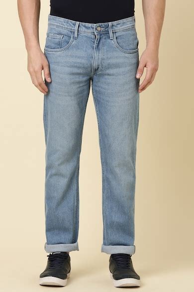 Buy Men Light Blue Light Wash Jeans Online - 39830152 | Allen Solly