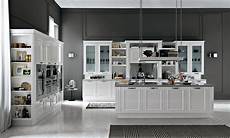 credenze bianche anticate cucine in stile cose di casa credenze bianche anticate cucine in stile cose di casa