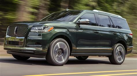 10 Facts About The Lincoln Navigator You Probably Didn't Know - Dumoid.com