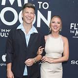 Colin Jost Went Dumpster Diving for Scarlett Johansson's Lost Ring