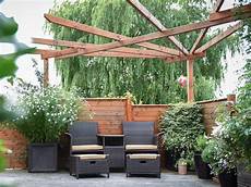 Palisaden Aus Holz Eine Alternative Zur holzarbeiten holzterrasse sichtschutz zaun holz wpc fa Palisaden Aus Holz Eine Alternative Zur holzarbeiten holzterrasse sichtschutz zaun holz wpc fa