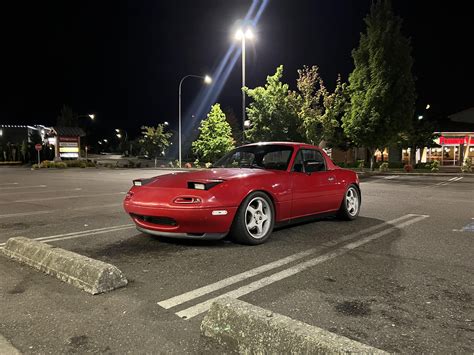 She cleans up ok 👌🏻 : r/Miata