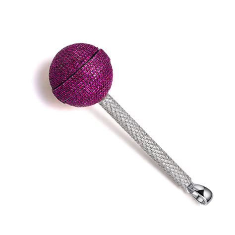 Playboi Carti Unveils Dazzling Diamond Lollipop - Bijouterie Gonin