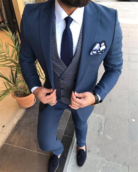 Suit Clothing 的图像结果