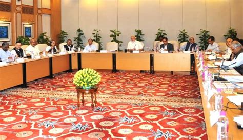 PM chairs high-level meeting on energy sectors