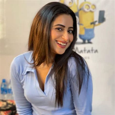 Ghum Hai Kisikey Pyaar Meiin: Aishwarya Sharma hits back at trolls in ...