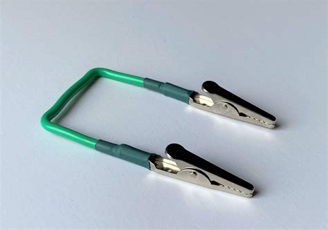 No Hands Soldering Wire Holding Tool – Great for In Field Soldering ...