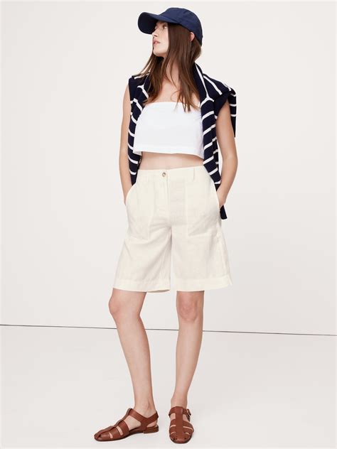 High-Rise Linen Bermuda Short | Banana Republic