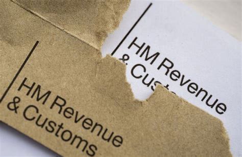 HMRC sending £473 payment to households with letters on doormat