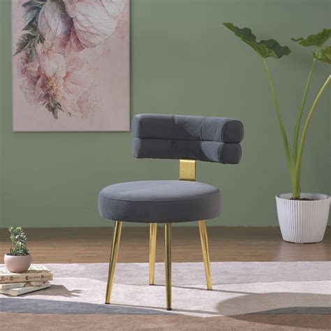 Buy Plush Fog Lounge Chair | Luxurious Lounge Chair Online India Store ...