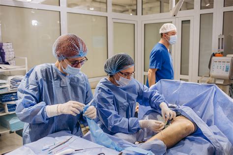 Patellar Tendonitis (Jumper's Knee): Treatment Recovery Guide
