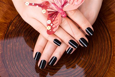 6 Tips To Maintain Healthy, Strong And Shiny Nails - Blogs | News ...