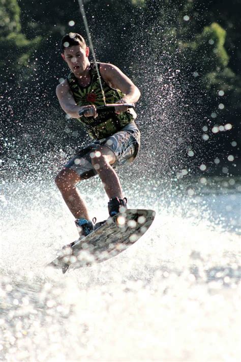 Locations with People Photography 的图像结果