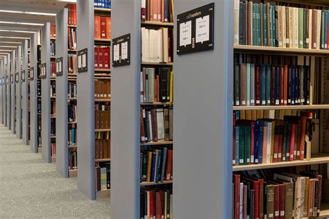 Uris Library