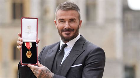 VIDEO: Arise, Sir David Beckham! 'Proud' Man Utd & England legend ...