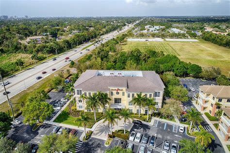 1395 Panther Lane, Naples, FL 34109 | Crexi.com