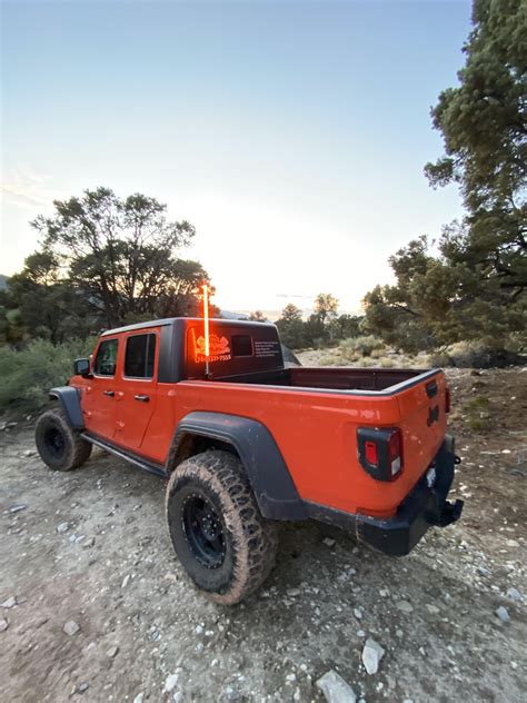 Whip lights? | Jeep Gladiator (JT) News, Forum, Community - JeepGladiatorForum.com