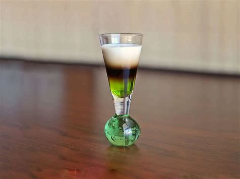 Quick Fox Cocktail Recipe – Mix That Drink