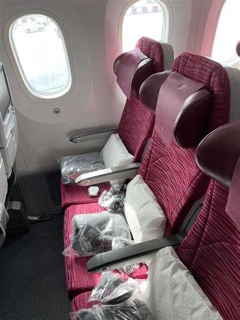 Qatar Airways Economy Class Facilities Qatar Airways Food Review