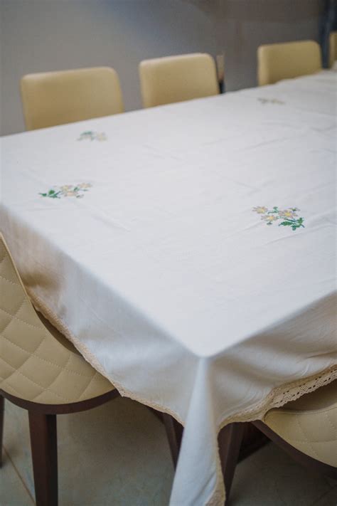 8 SEATER TABLE CLOTH – THE HOME DEFINER