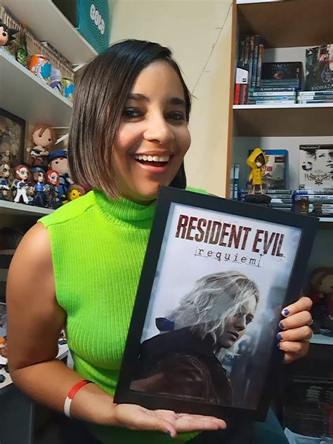Beatriz Lima / Games & LifeStyle | Alyssa Ashcroft em Resident Evil: Outbreak x Resident Evil ...