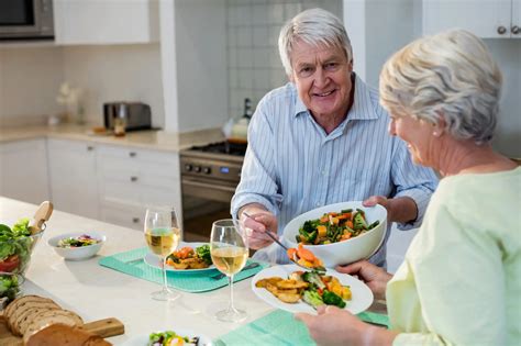 Nourishing Meals for Seniors Delivered to Your Doorstep in Chicago. | Meal Village