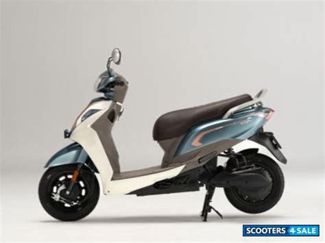 Ampere Magnus Grand Max Electric Scooter price, mileage, colours ...