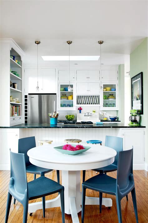 25 Eat-In Kitchen Ideas for Casual Family Dining