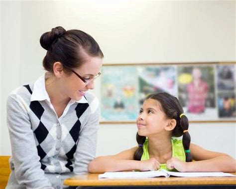 3 ways to introduce your child to books | Femina.in