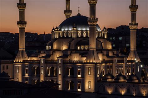 Philips Lighting highlights the spiritual identity of the award winning ...