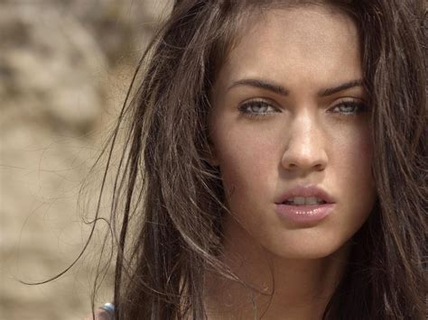 Megan Fox Wallpaper: Megan Fox Hot Wallpaper