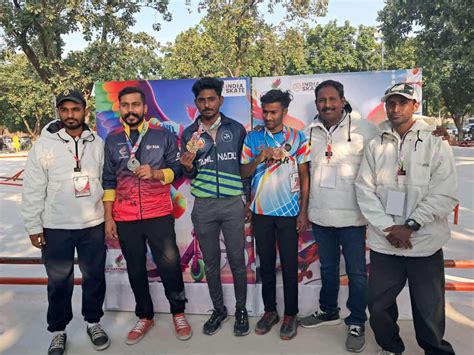 Students Services & Clubs | Guru Nanak College