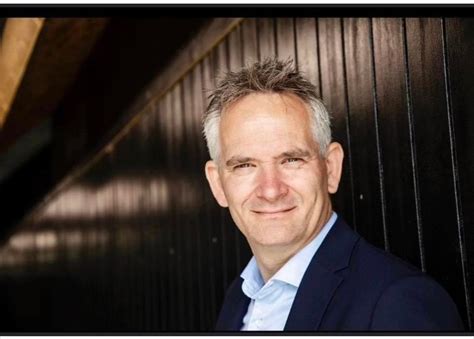 UDSOLGT eksklusiv klarsyn i selskab med ånderne & Christian Viborg Hos ...