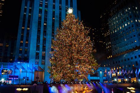 When Is the 2024 Rockefeller Center Christmas Tree Taken Down? | NBC ...