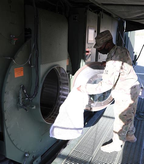 Command Post Training 的图像结果