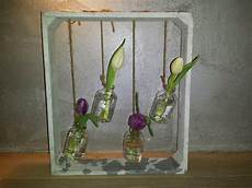 kleine glasflaschen dekorieren rahmen grau mit 4 kleinen flaschen deko vase 30x26cm kleine glasflaschen dekorieren rahmen grau mit 4 kleinen flaschen deko vase 30x26cm