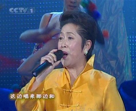 国家一级演员黄婉秋：用60年传承“刘三姐”精神-国际在线