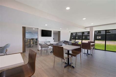 CLARION POINTE OKC AIRPORT (Oklahoma City) - Hotel Reviews, Photos ...