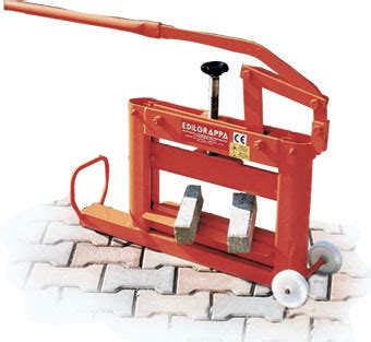 SELF-LOCKING BLOCKS CUTTER – K Machines