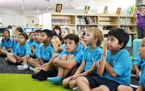 为了让华裔孩子学好中文 马来西亚的华小拼了|马来西亚|华裔|学生_新浪教育_新浪网