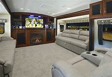 Fifth Wheel Rv With Front Living Room by Fifth Wheel Cers With Front Living Rooms Roy Home Design Fifth Wheel Rv With Front Living Room