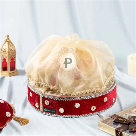 KM Velvet Round Tissue Wedding Hamper Basket – Pataaree Studios Pvt Ltd