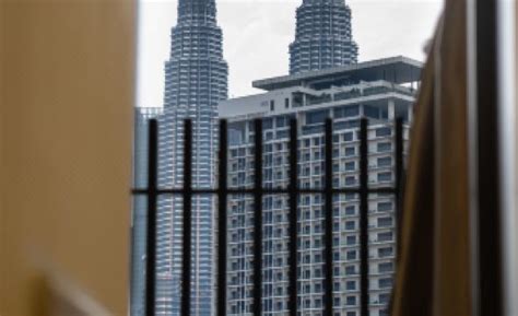 KLCC Tower Couple Studio | Netflix | Infinity Pool, Kuala Lumpur - Book ...