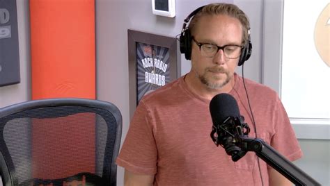 How Many Strings Does A Common Bass Guitar Have? - Free Beer and Hot Wings